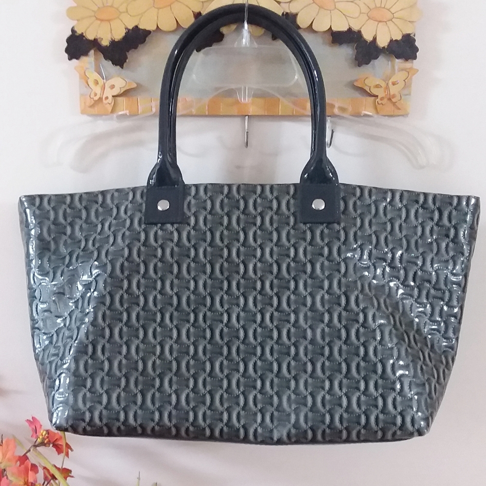 Essence of Beauty Sleek Gray Tote